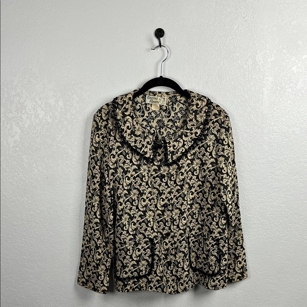 Cactus Flower Women’s Elegant Black Cream Patterned Blouse Lace Granny Core Sz M
